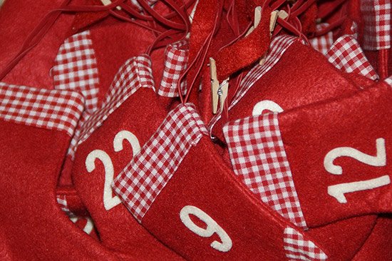 Christmas traditions, family Christmas traditions, Christmas traditions in America, Christmas traditions around the world, Christmas eve traditions, how is Christmas celebrated